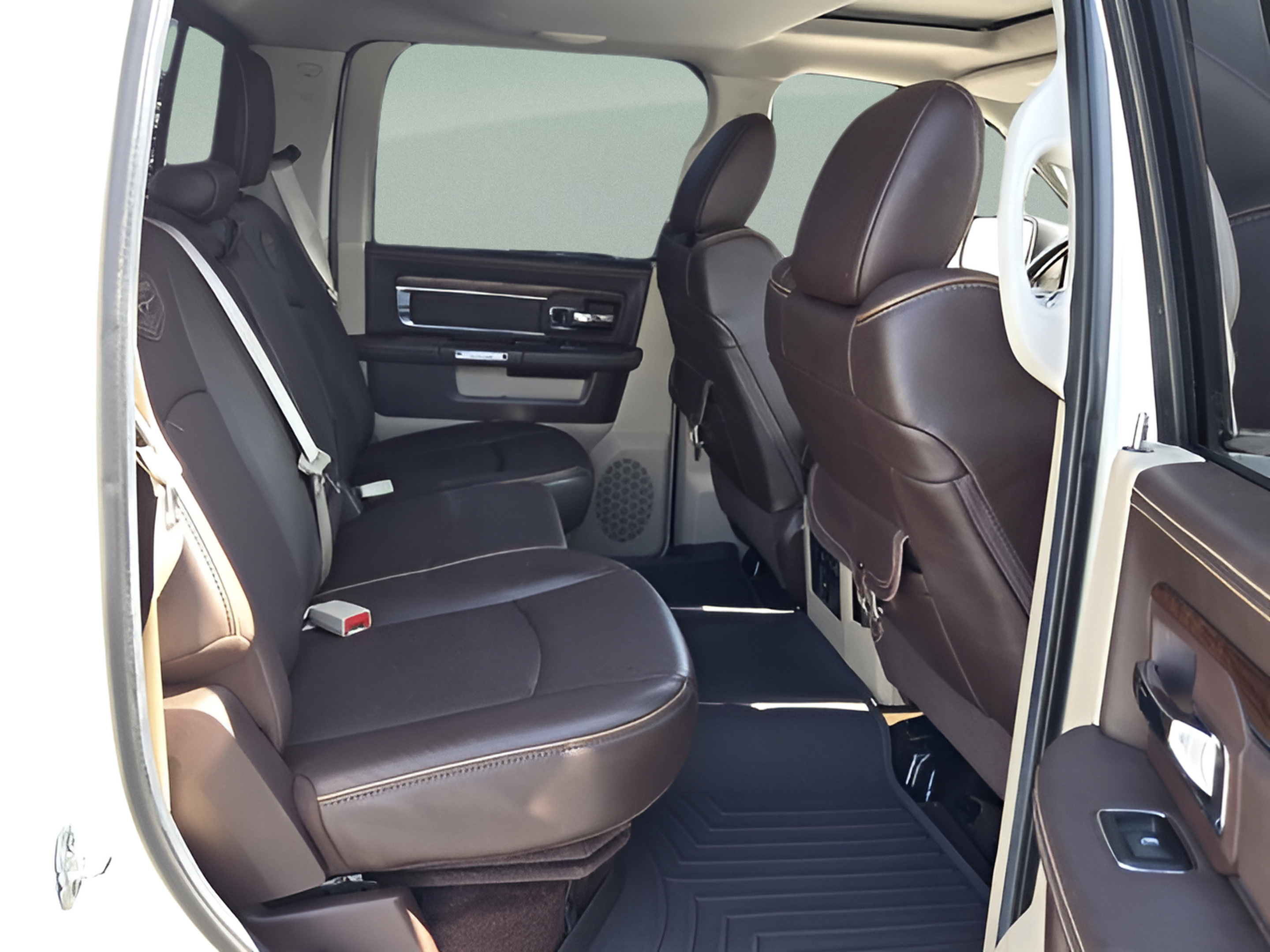 Used 2016 RAM 1500 Laramie Longhorn w/ Convenience Group AWD/4WD image 14