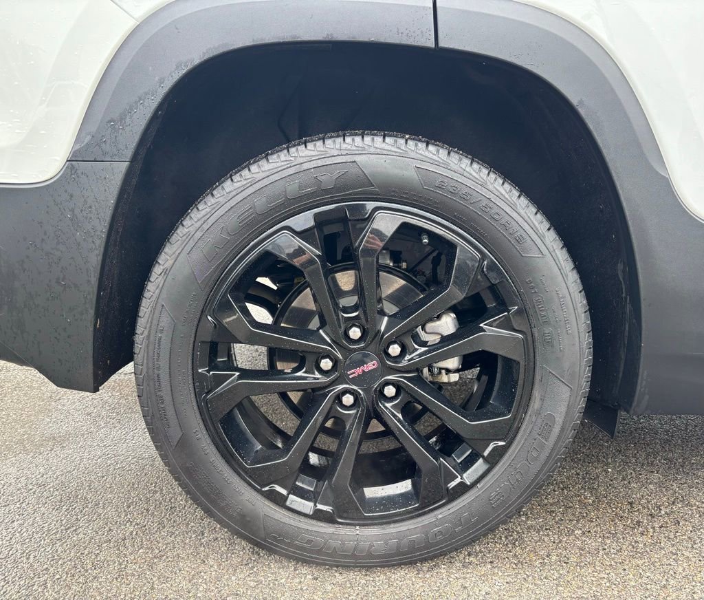 Used 2022 GMC Terrain SLT w/ Elevation Edition image 35