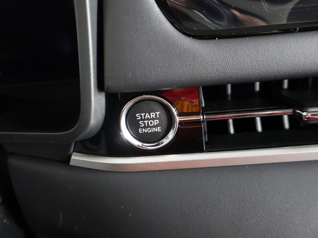 New 2026 Mitsubishi Outlander SEL image 45