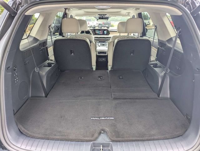 Used 2025 Hyundai Palisade Limited FWD image 16