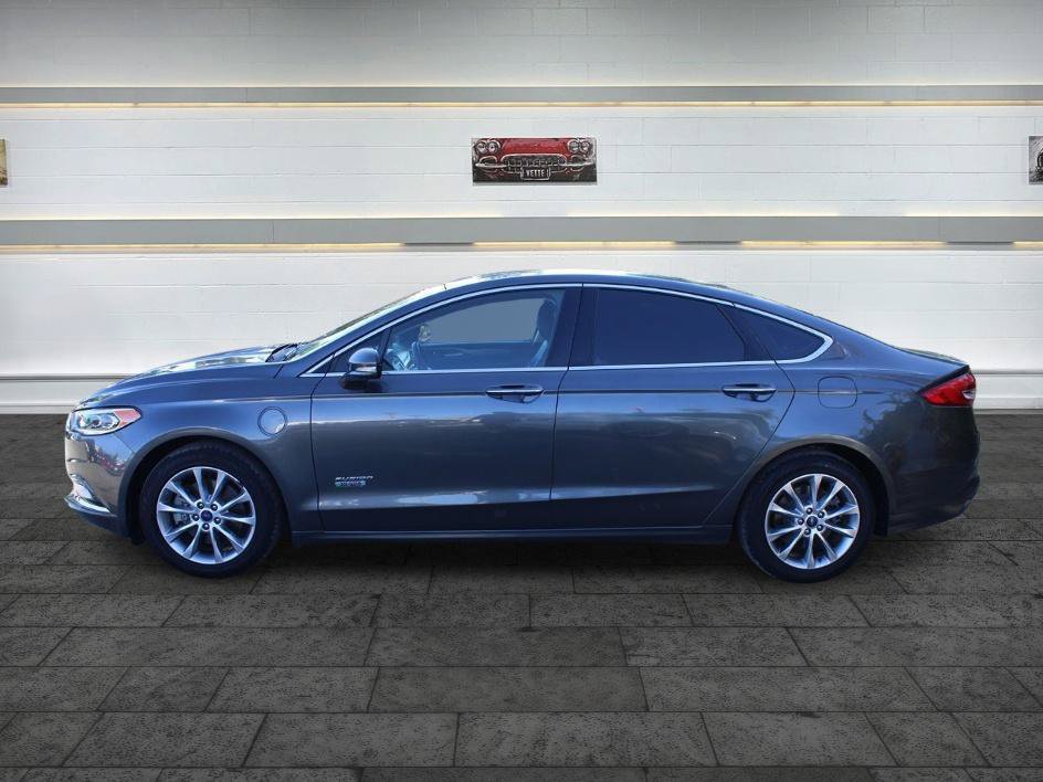 Used 2017 Ford Fusion Energi SE FWD image 4