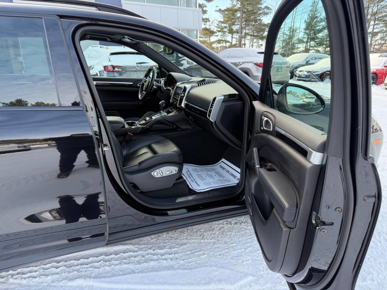 Used 2016 Porsche Cayenne S AWD/4WD image 10
