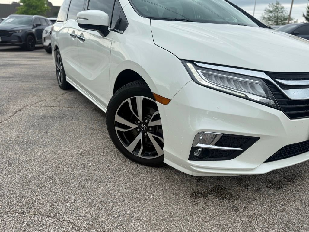 Used 2019 Honda Odyssey Elite image 3