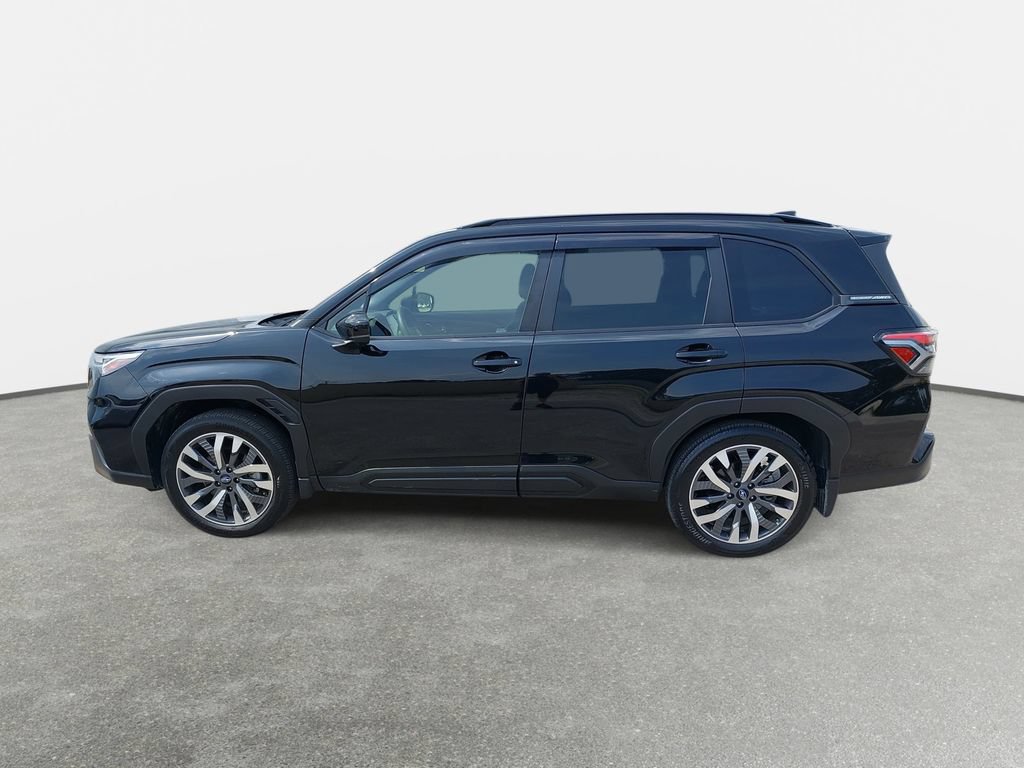 Used 2025 Subaru Forester Touring AWD/4WD image 8