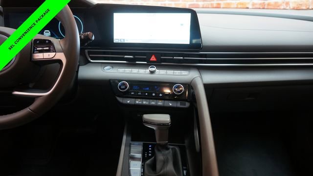 Used 2023 Hyundai Elantra SEL w/ Convenience Package image 33