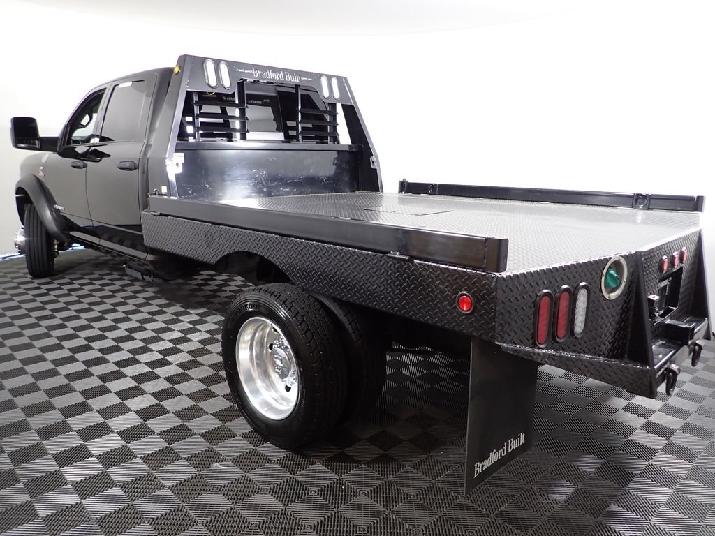 Used 2025 RAM 5500 4x4 Crew Cab image 14