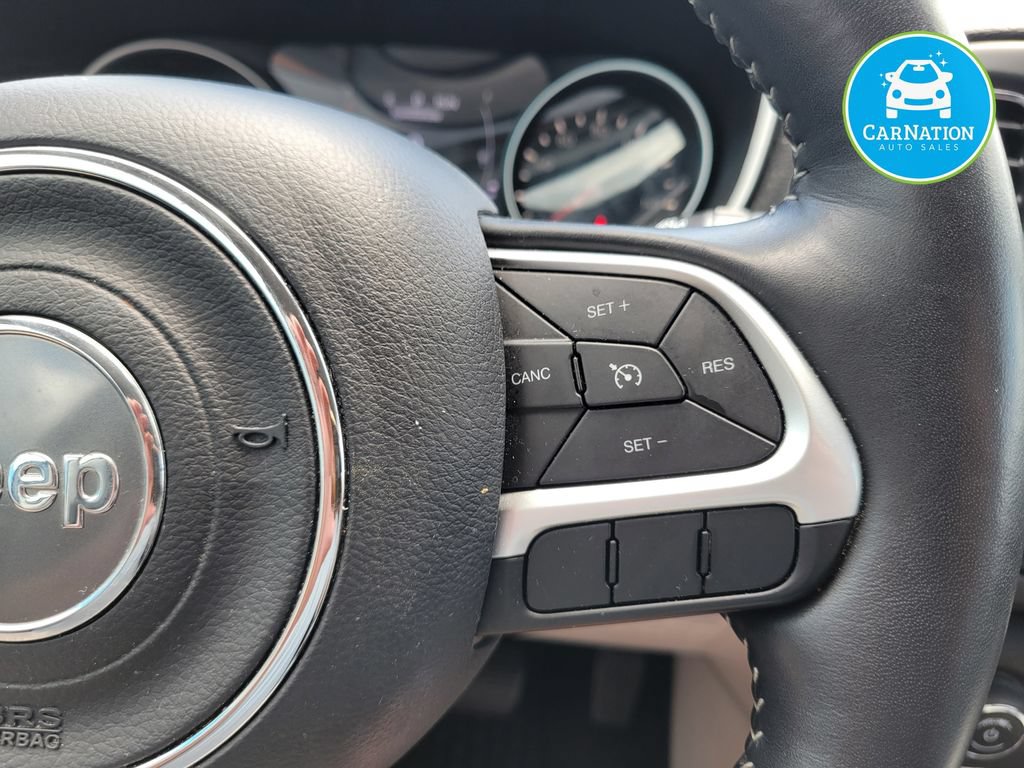 Used 2019 Jeep Compass Latitude w/ Cold Weather Group AWD/4WD image 16