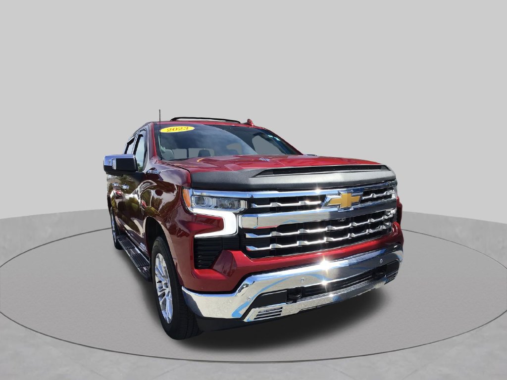 Used 2023 Chevrolet Silverado 1500 LTZ w/ Technology Package AWD/4WD image 4