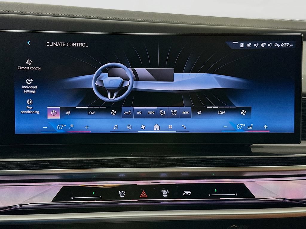 Used 2025 BMW i7 xDrive60 w/ Executive Package AWD/4WD image 16