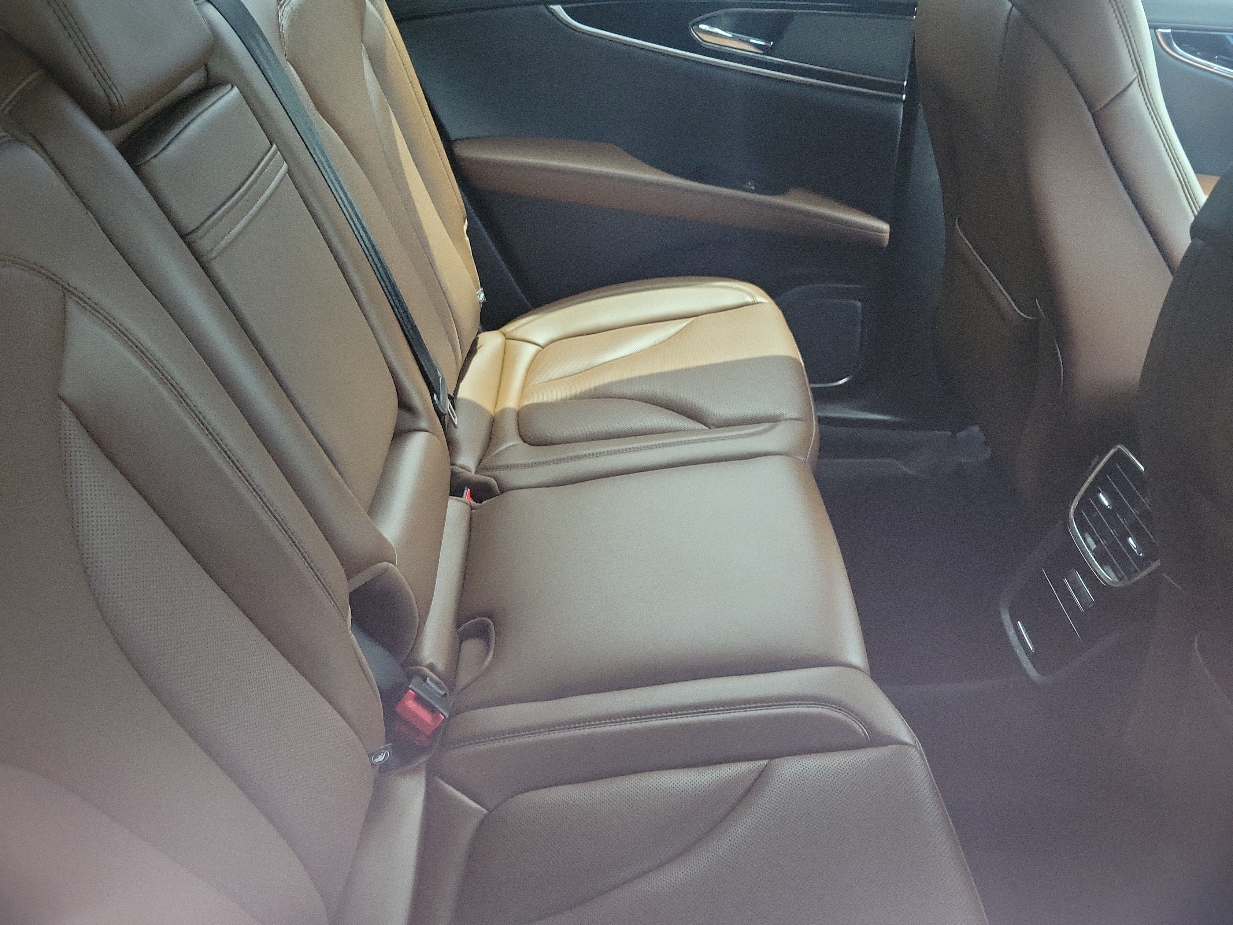 Certified 2022 Lincoln Nautilus Reserve FWD image 11