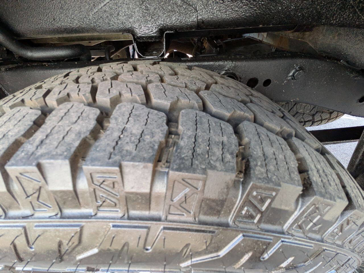 Used 2016 Nissan Frontier PRO-4X AWD/4WD image 11