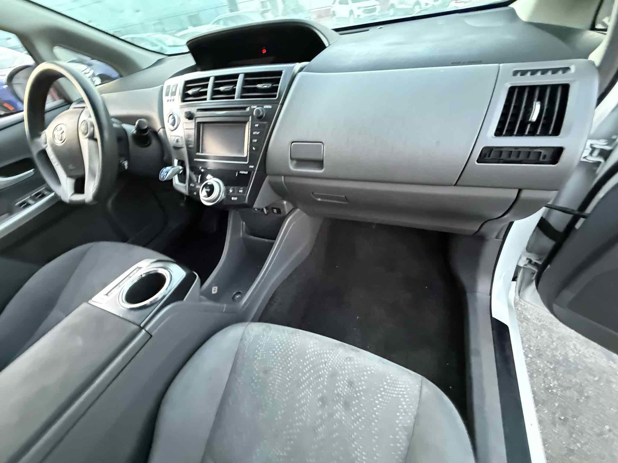 Used 2014 Toyota Prius V Two FWD image 26