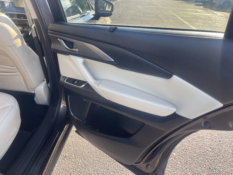 Used 2019 MAZDA CX-9 Touring w/ Touring Premium Package FWD image 11