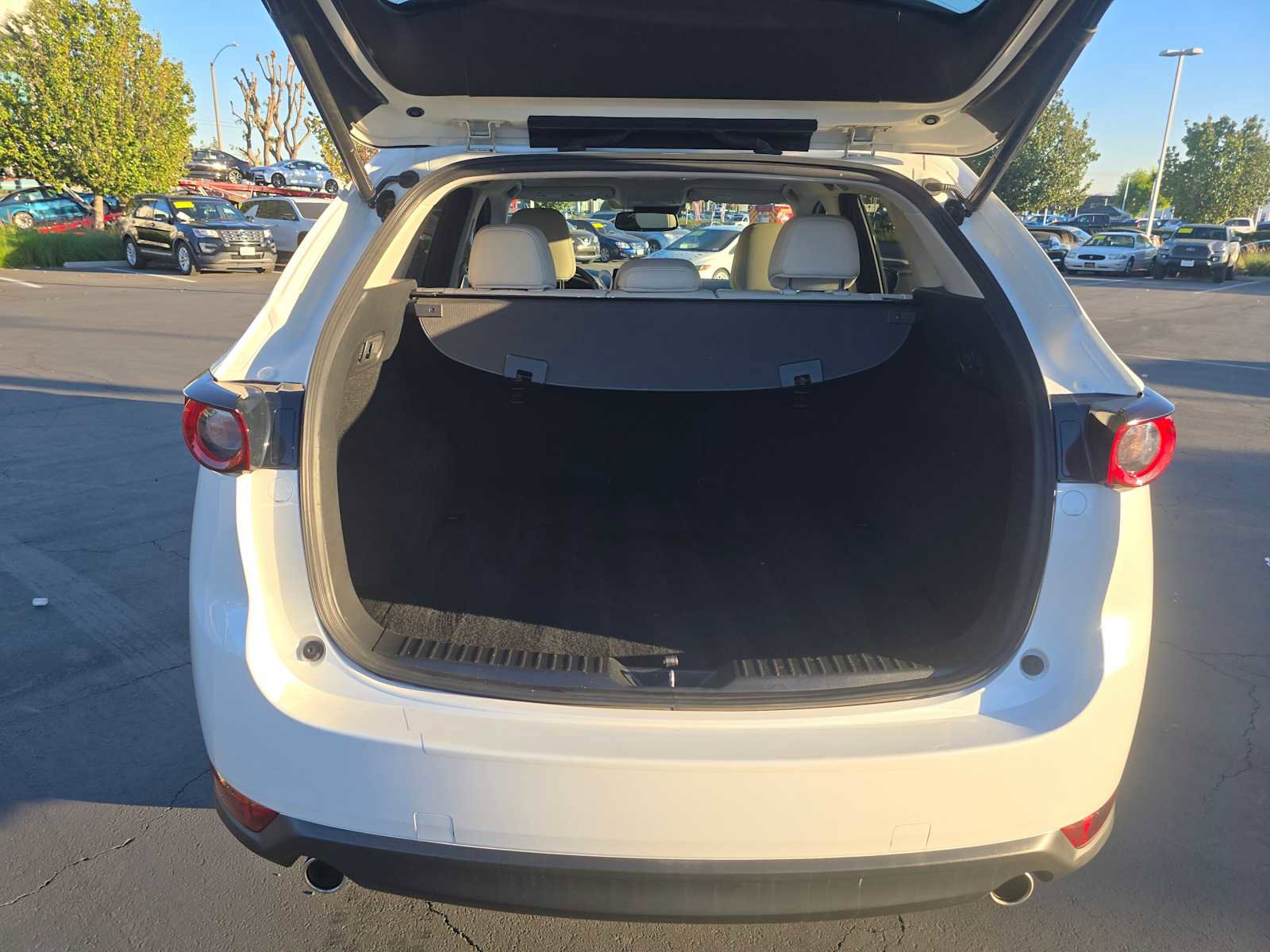 Used 2021 MAZDA CX-5 Grand Touring image 16