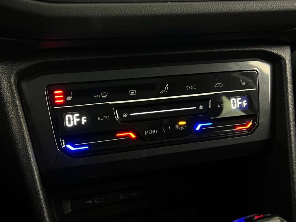 Used 2022 Volkswagen Tiguan SE image 18