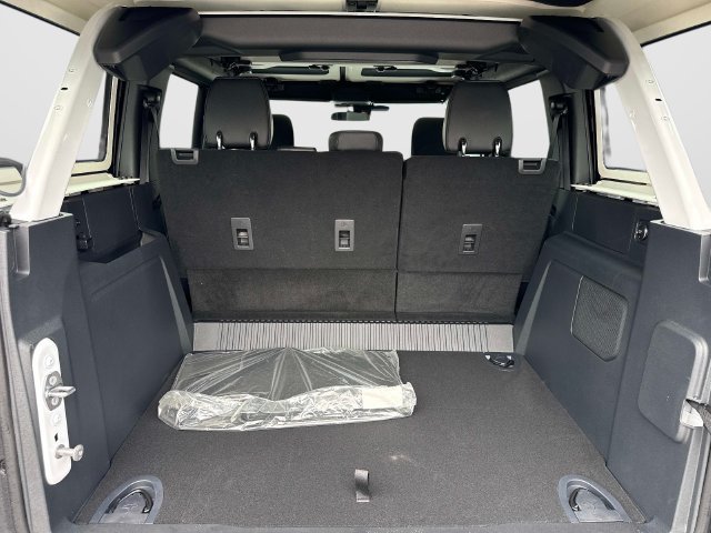 New 2026 Ford Bronco Big Bend w/ Black Appearance Package AWD/4WD image 12