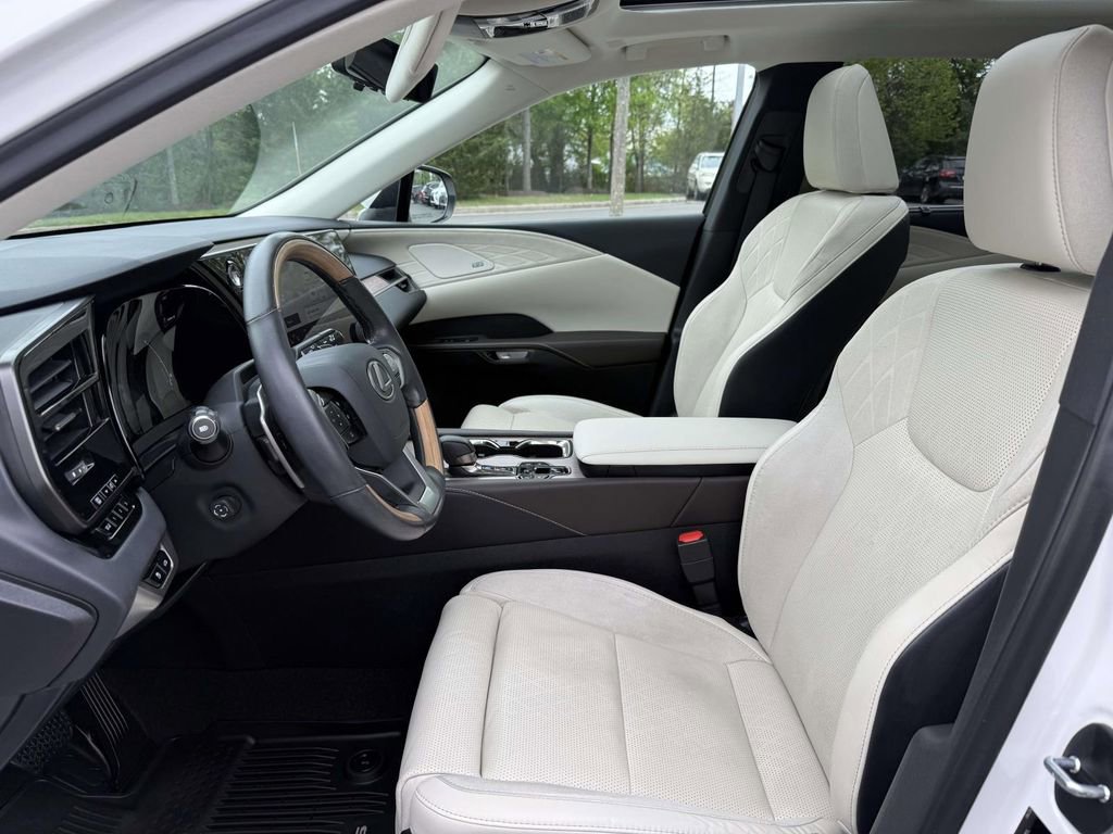 Used 2024 Lexus RX 350 AWD w/ Convenience Package image 25
