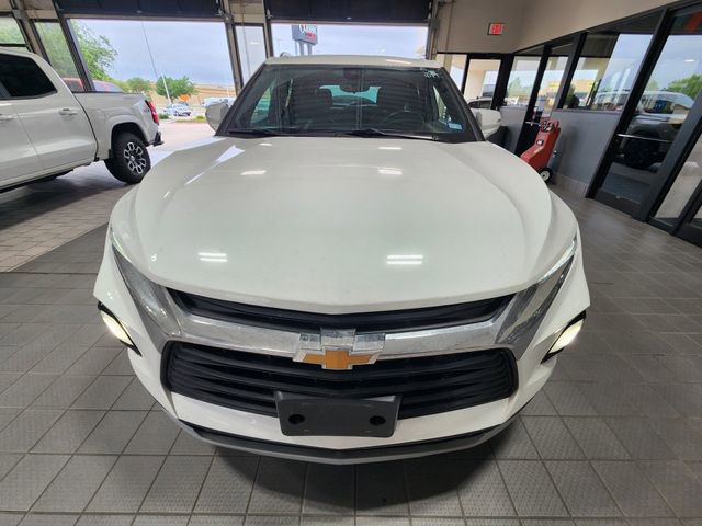 Used 2021 Chevrolet Blazer LT w/ Sound & Technology Package FWD image 2