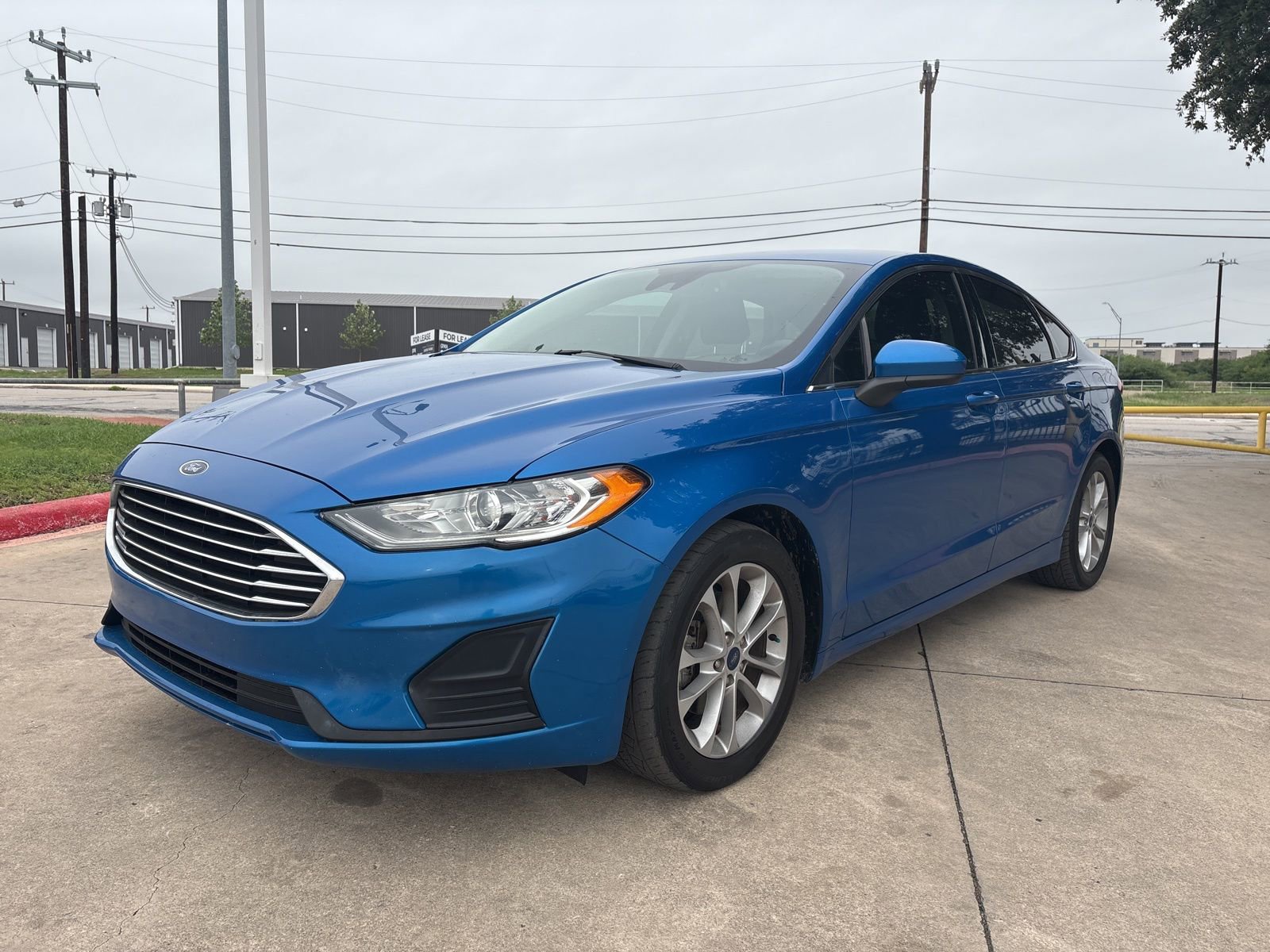 Used 2020 Ford Fusion SE FWD image 8