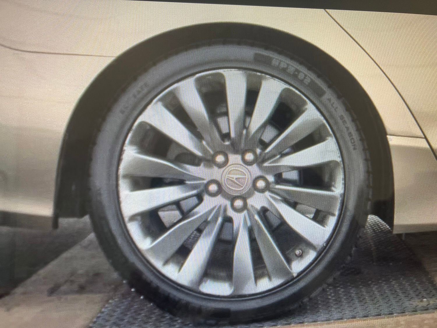 Used 2016 Acura RLX w/ Advance Package FWD image 10