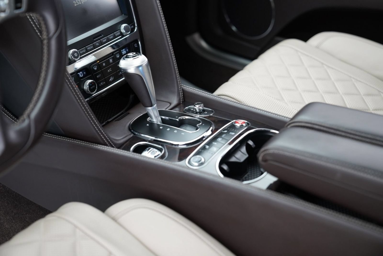 Used 2017 Bentley Flying Spur W12 AWD/4WD image 26