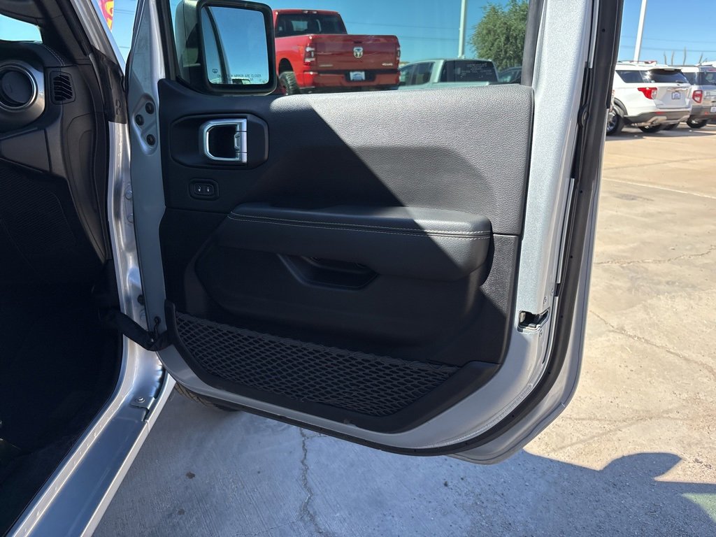 Certified 2023 Jeep Gladiator Overland image 25