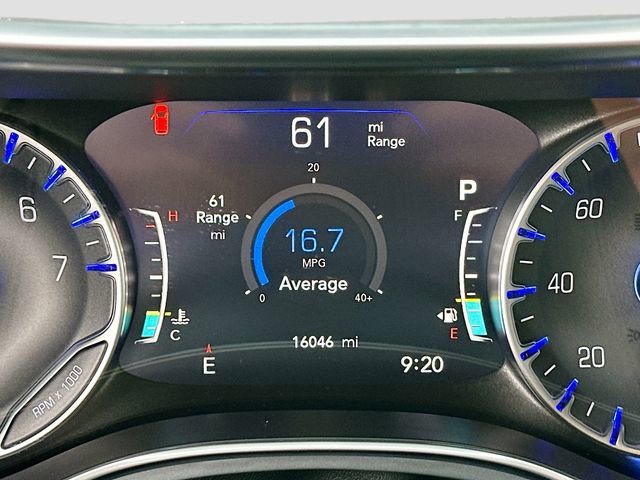 Used 2025 Chrysler Pacifica Limited w/ Uconnect Theater Family Group AWD/4WD image 12
