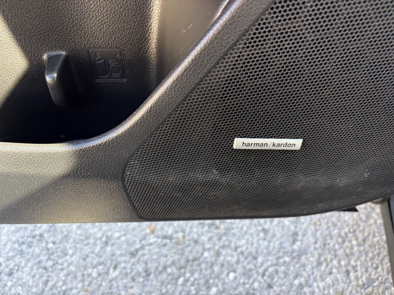 Used 2015 Subaru Forester 2.5i Limited image 22