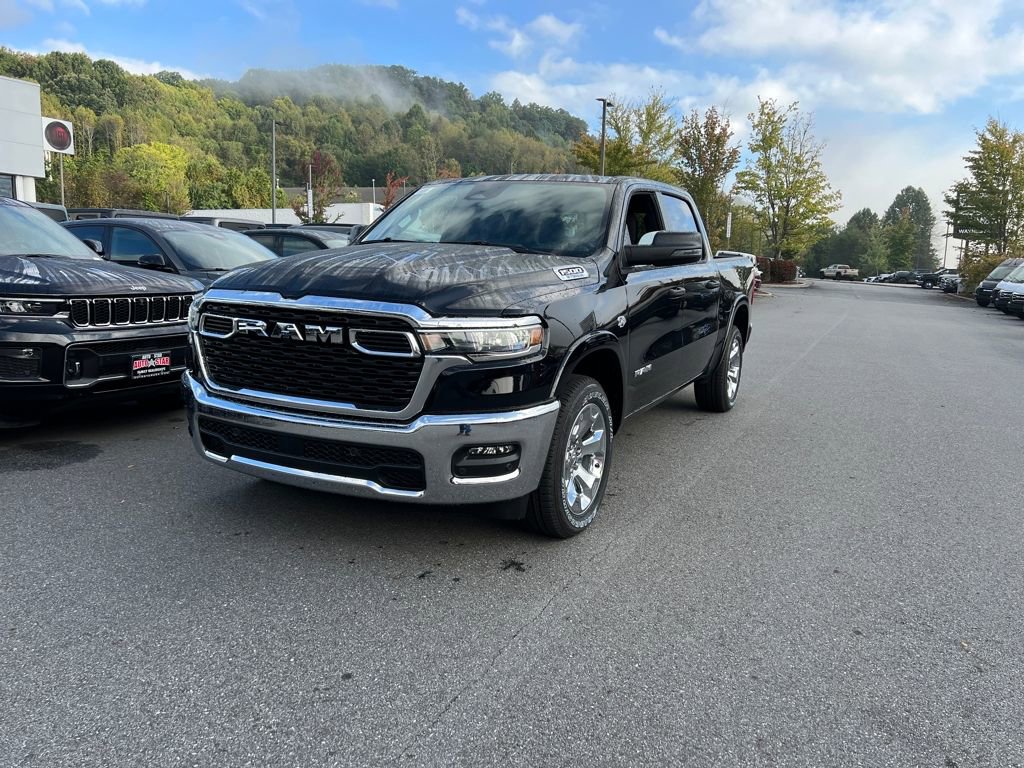 New 2026 RAM 1500 4x4 Crew Cab image 6