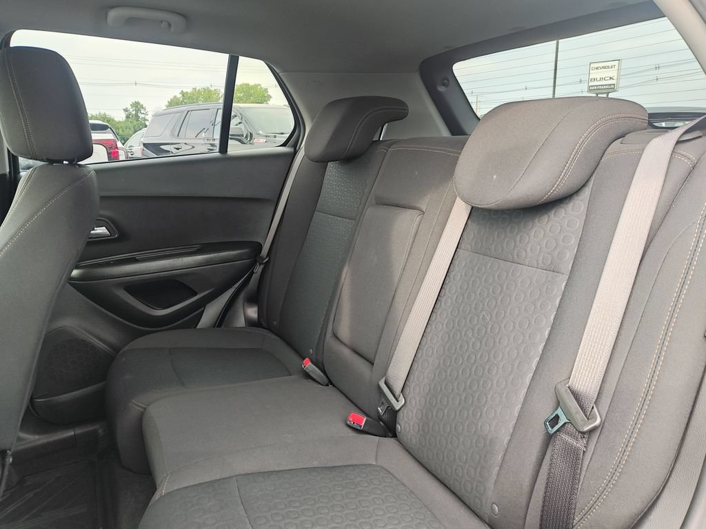Used 2022 Chevrolet Trax LS w/ Tint and Cruise Package FWD image 14