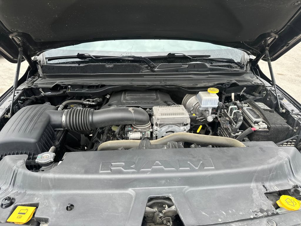 Used 2023 RAM 1500 Laramie AWD/4WD image 12
