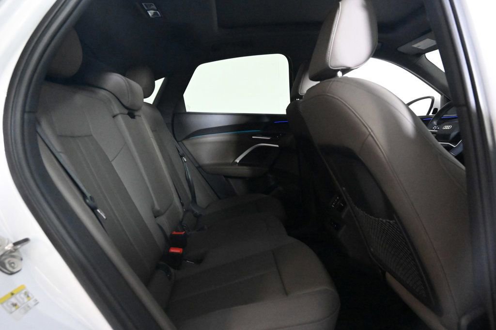 Used 2025 Audi Q5 Premium AWD/4WD image 17