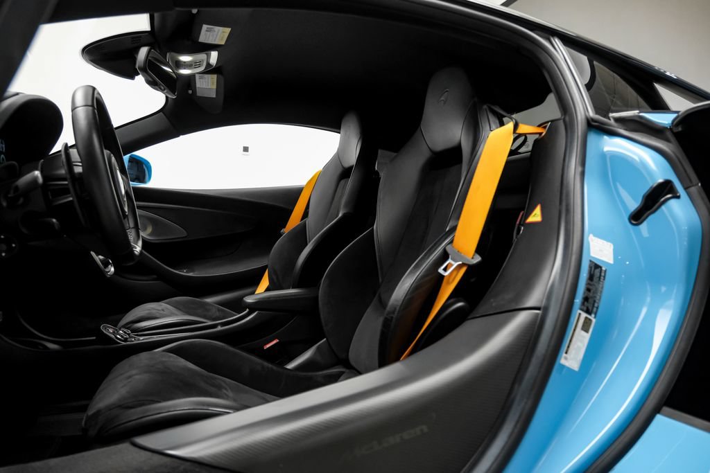 Used 2019 McLaren 600LT RWD image 28