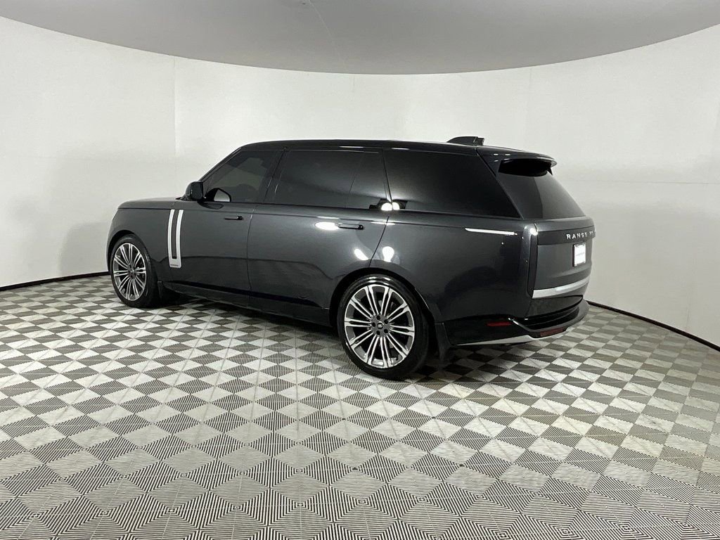 Certified 2024 Land Rover Range Rover Long Wheelbase Autobiography image 3