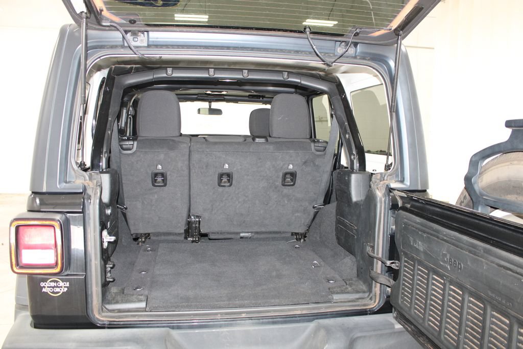Used 2023 Jeep Wrangler Unlimited Sport AWD/4WD image 29