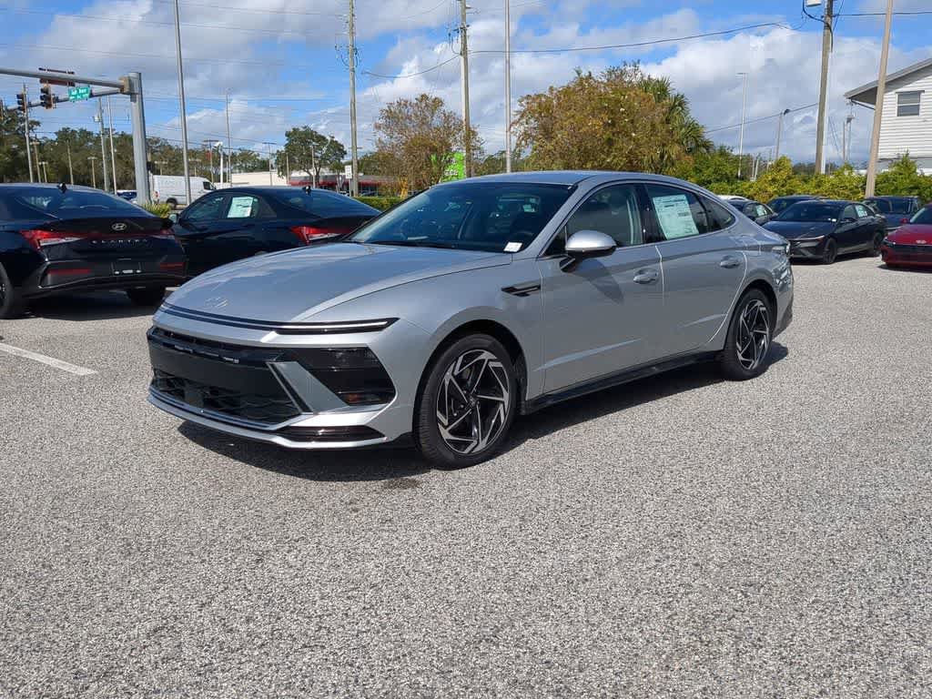 New 2026 Hyundai Sonata SEL FWD image 2