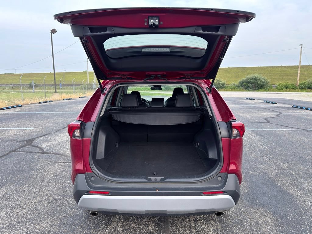 Used 2024 Toyota RAV4 Adventure AWD/4WD image 20