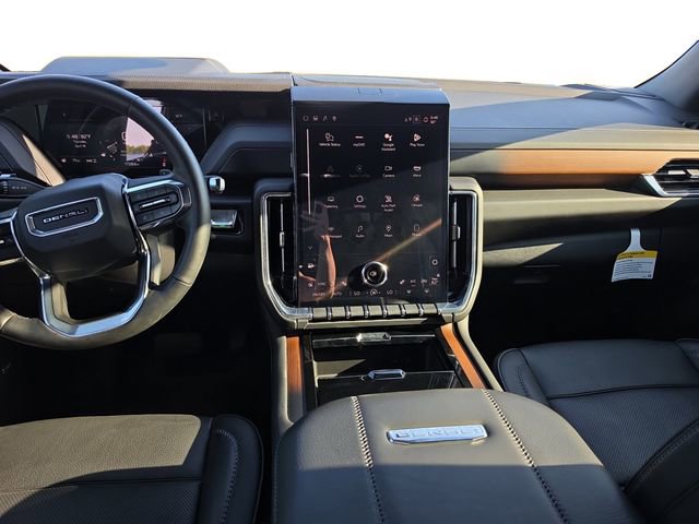 Used 2025 GMC Yukon Denali AWD/4WD image 10