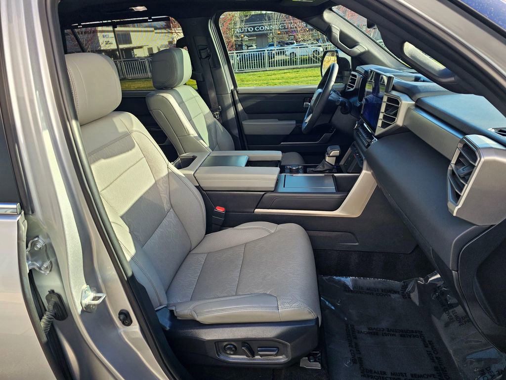 Used 2025 Toyota Sequoia Limited AWD/4WD image 11