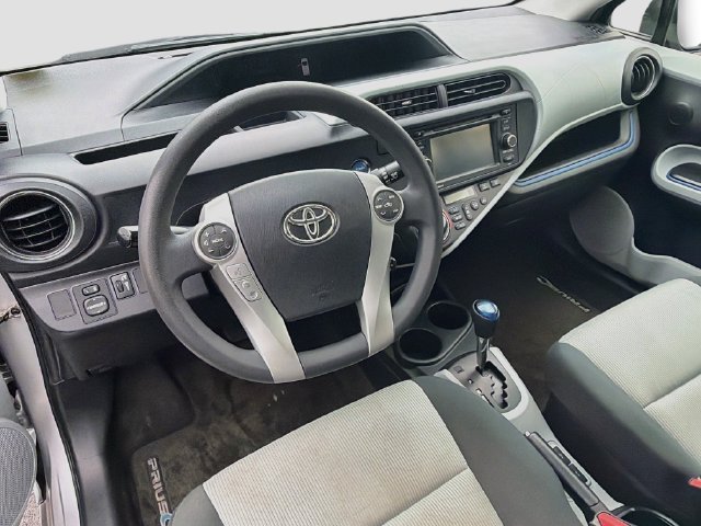 Used 2012 Toyota Prius C Three FWD image 11