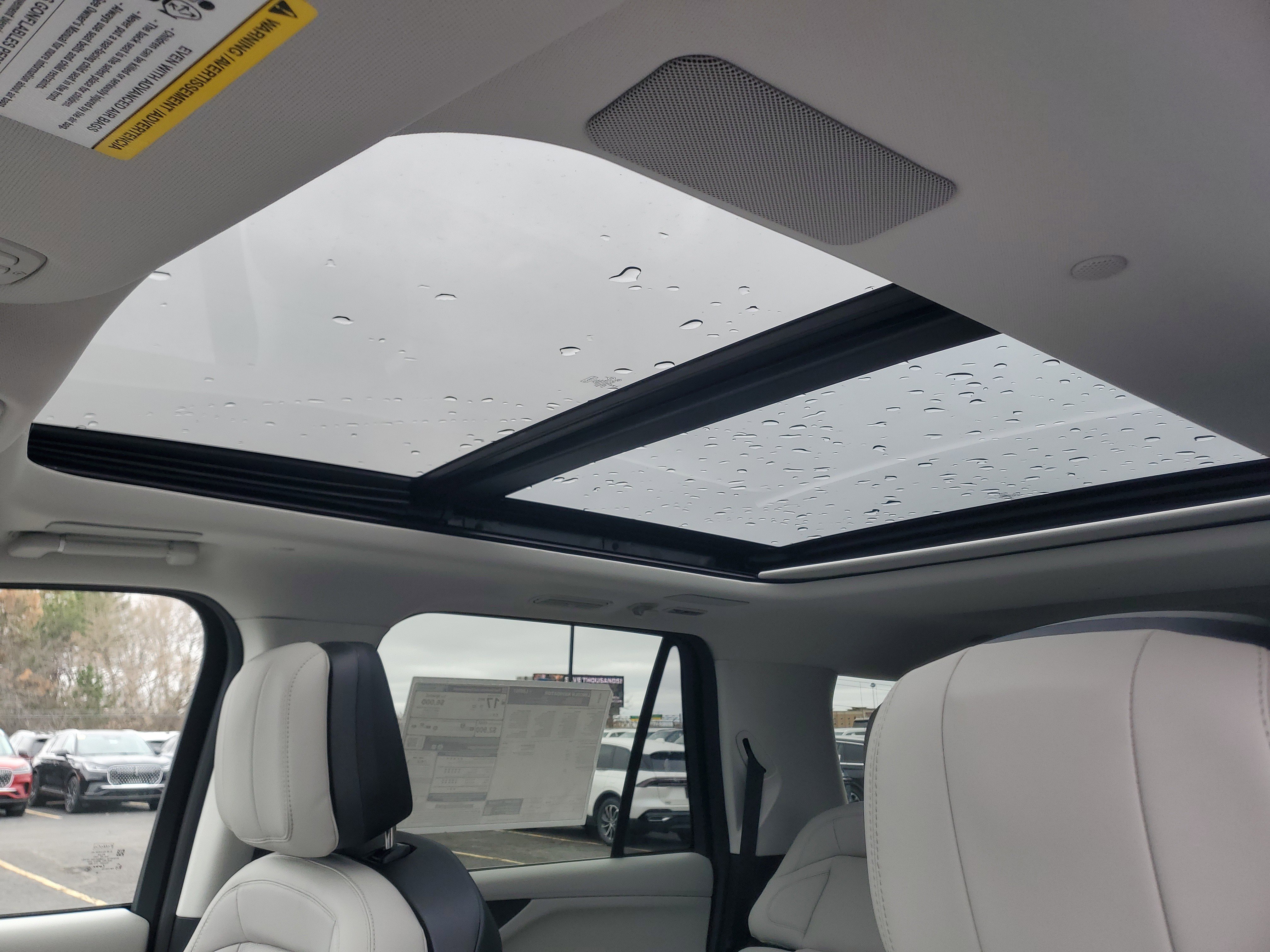 New 2026 Lincoln Navigator L Reserve AWD/4WD image 11