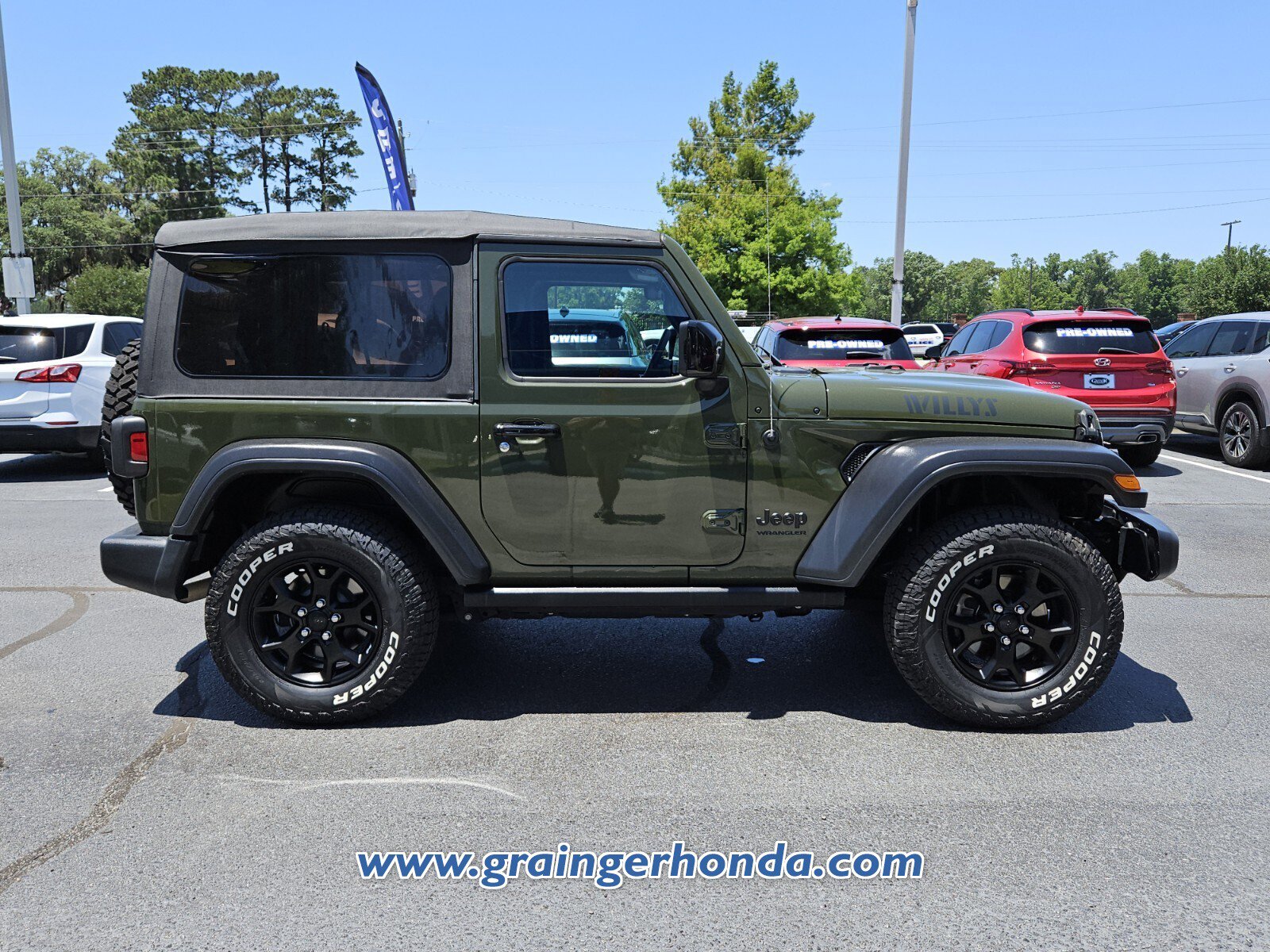 Used 2021 Jeep Wrangler Sport AWD/4WD image 6