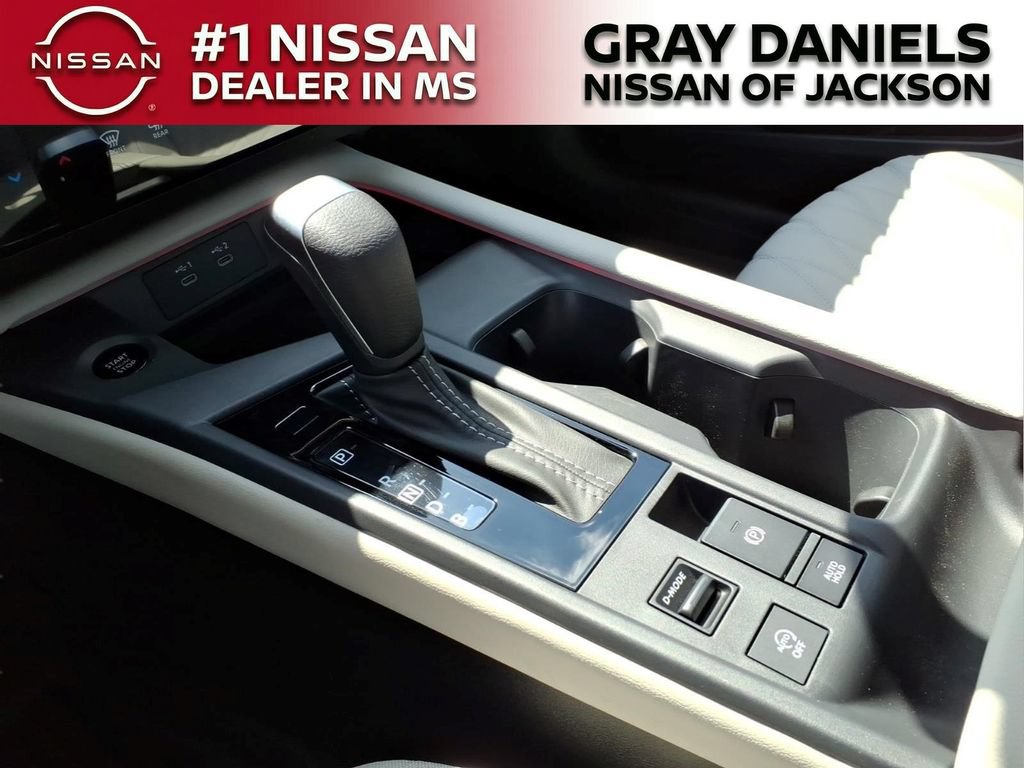 New 2026 Nissan Sentra SL w/ Floor Mat Package FWD image 19