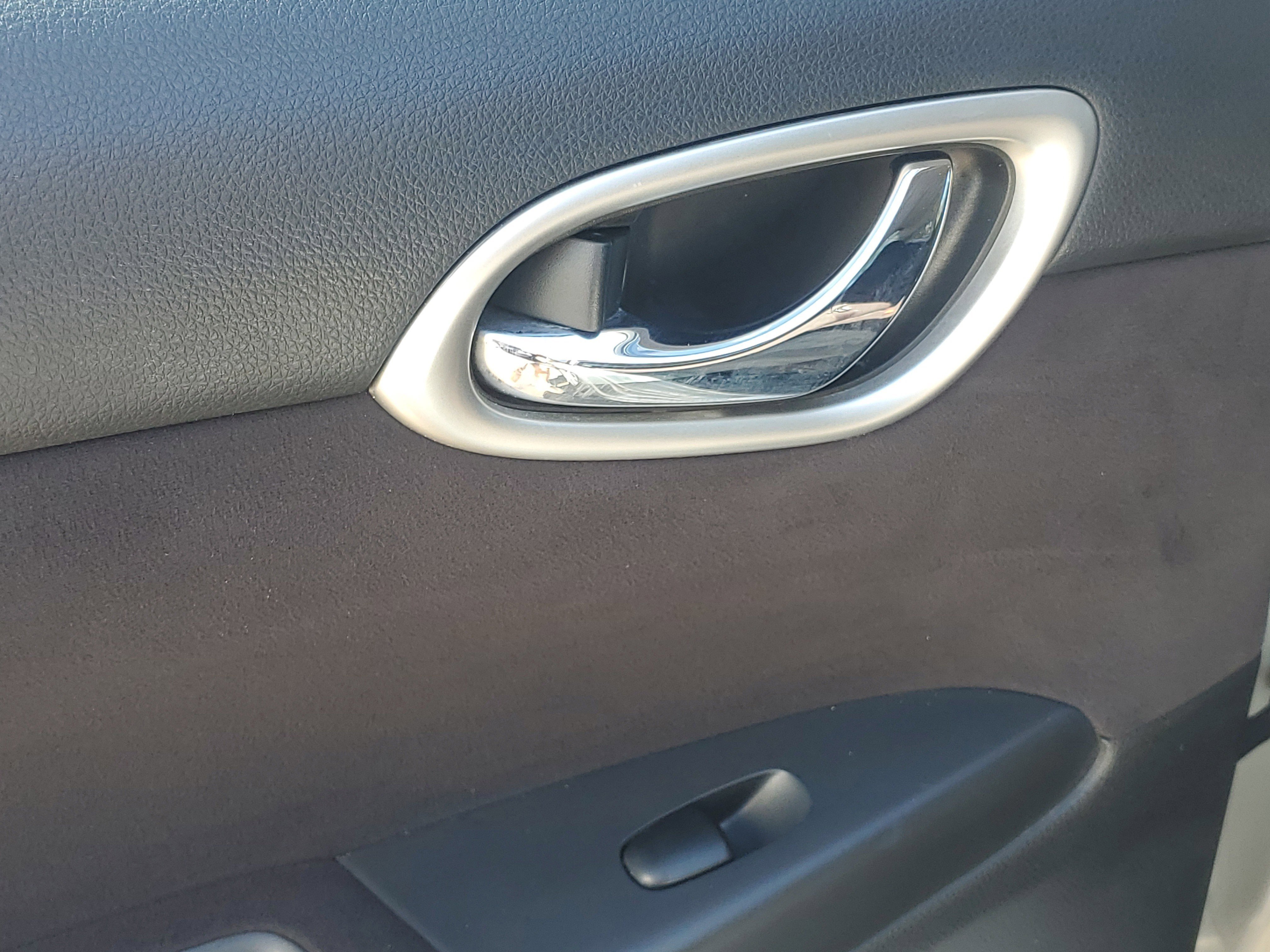 Used 2013 Nissan Sentra SV w/ Protection Pkg image 12