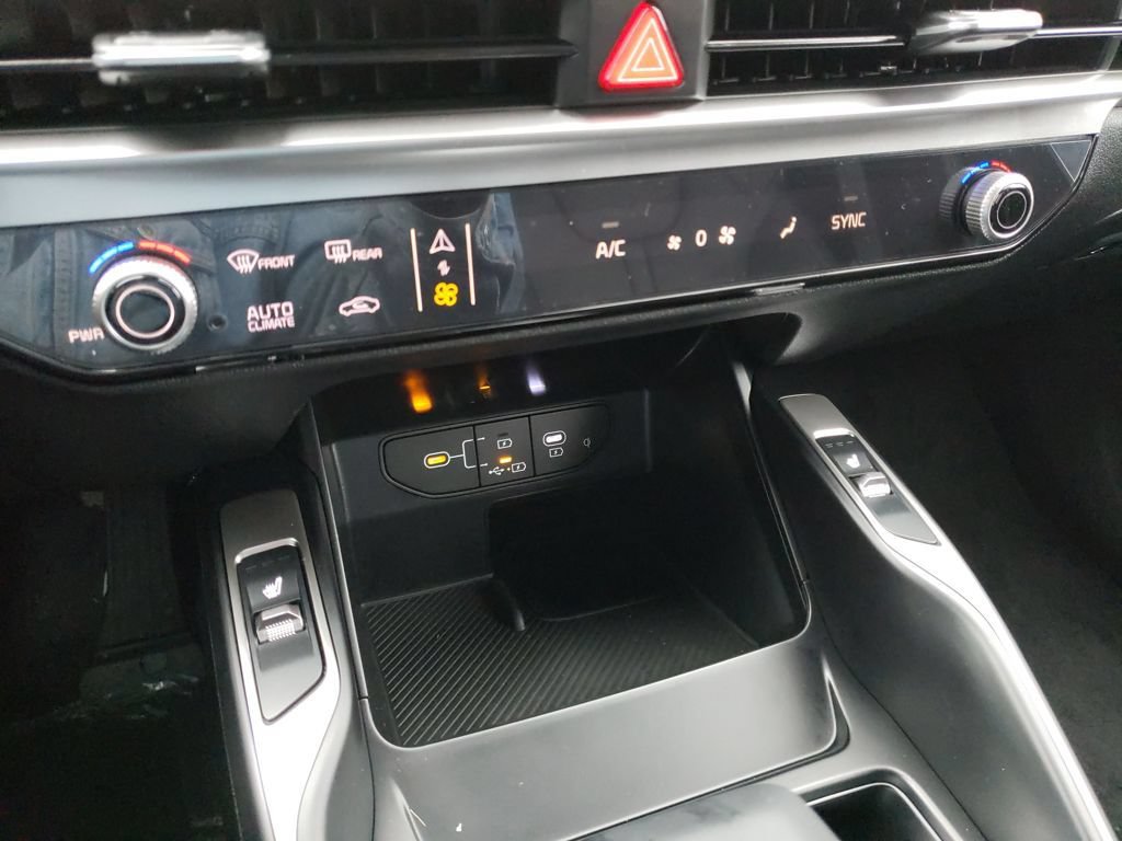 New 2026 Kia Sorento S FWD image 21