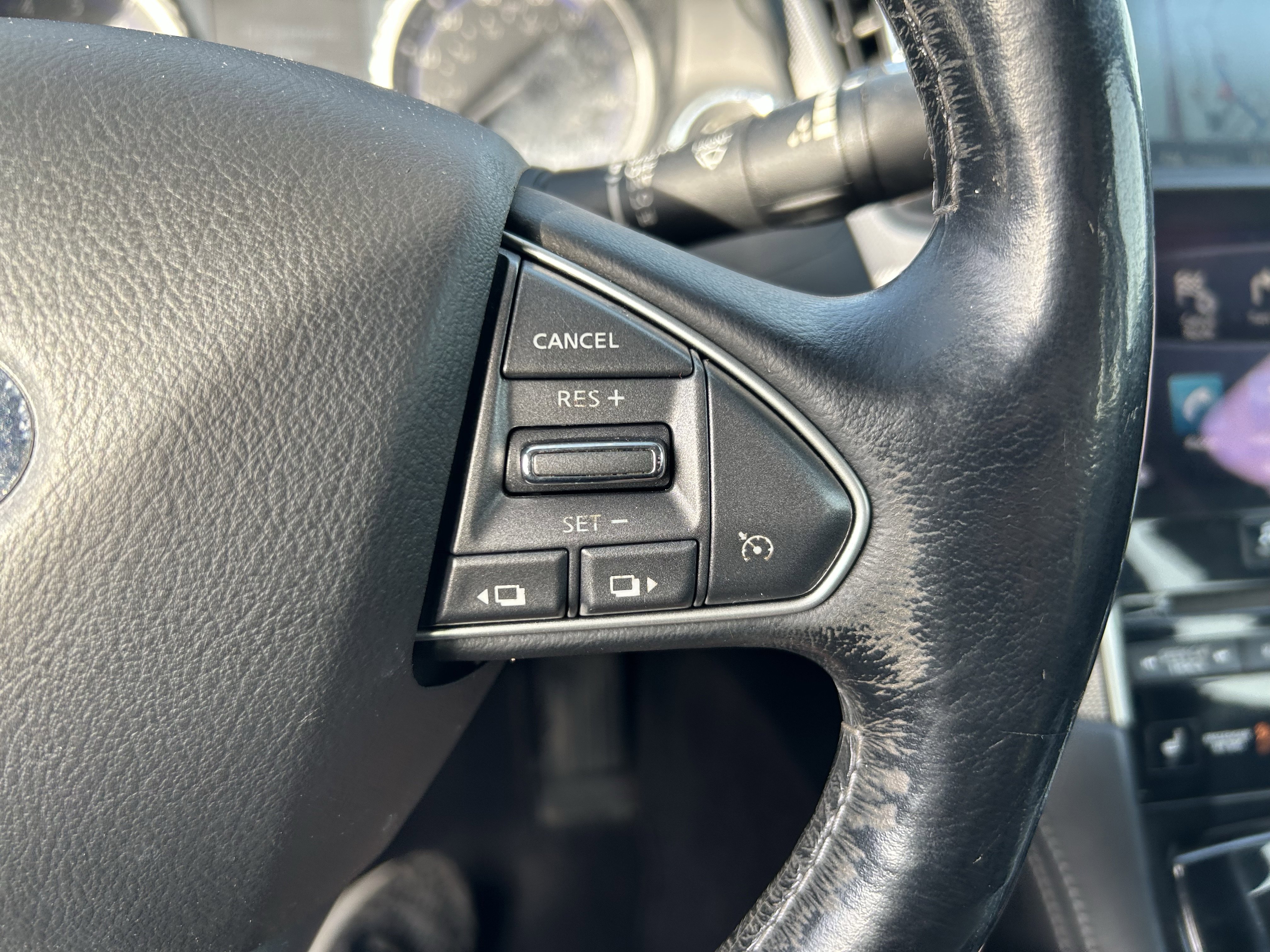 Used 2014 INFINITI Q50 Premium w/ Navigation Package image 17