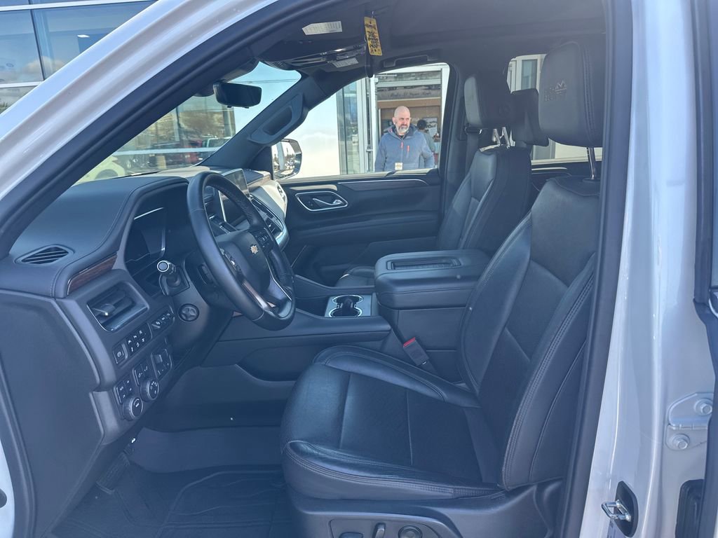 Used 2023 Chevrolet Tahoe High Country w/ Premium Package image 9