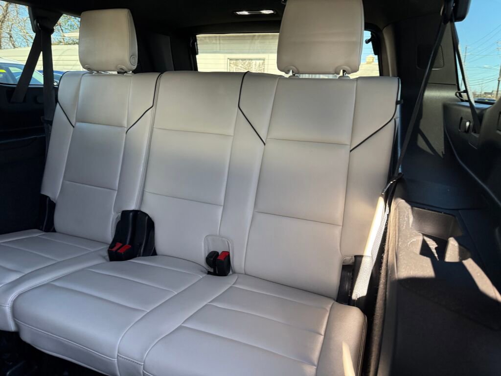 Used 2021 Cadillac Escalade ESV Sport w/ Driver Assist Tech Package image 26