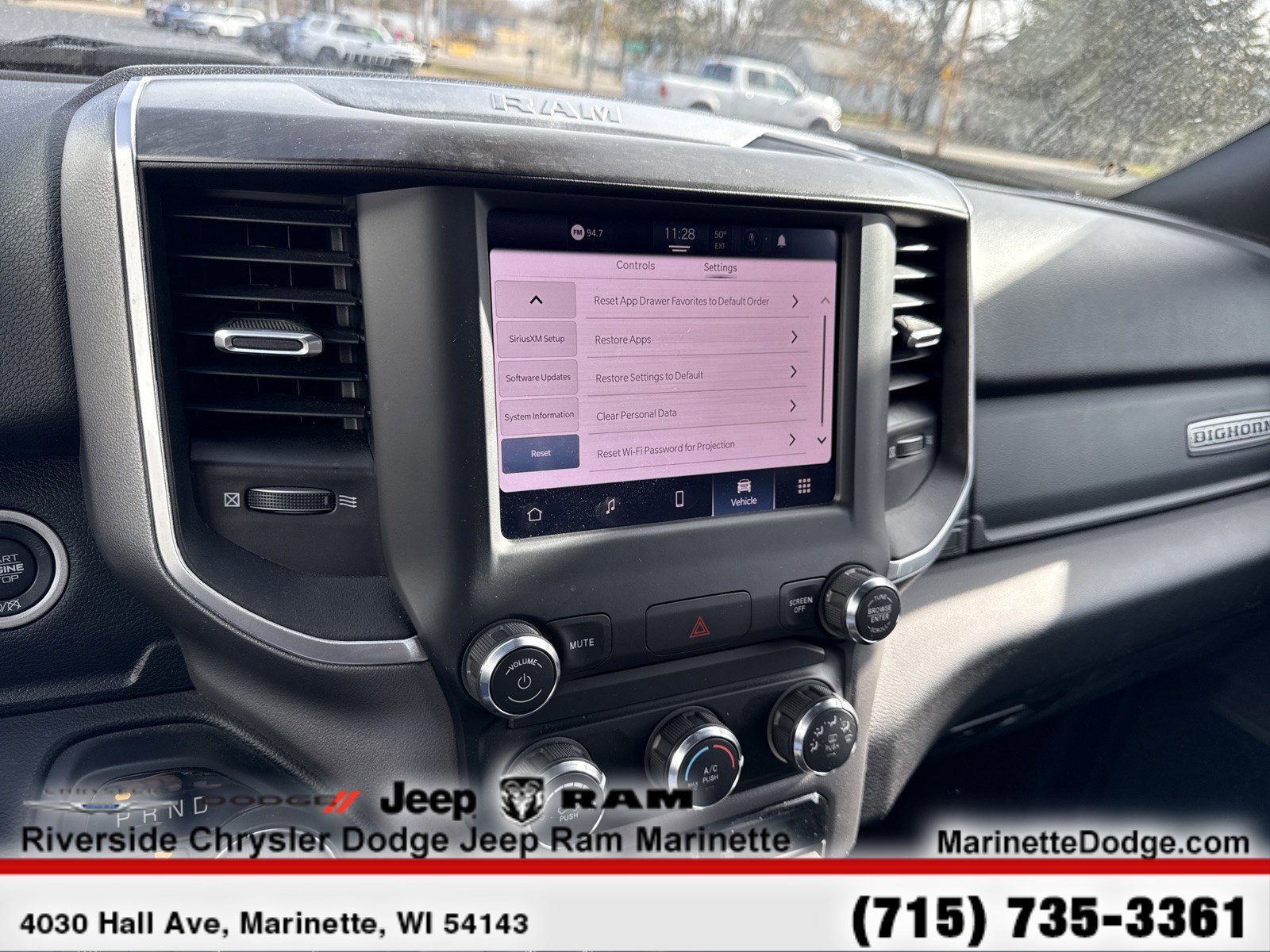 Used 2024 RAM 2500 Big Horn w/ Bed Utility Group image 17