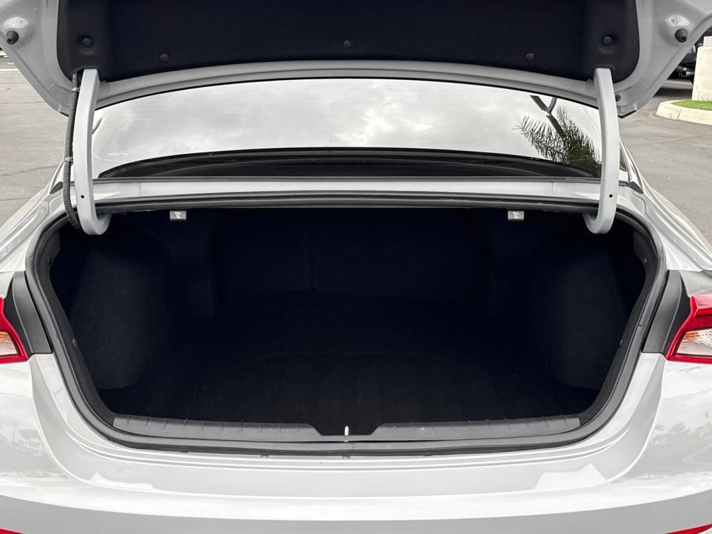 Used 2022 Kia K5 GT-Line FWD image 16